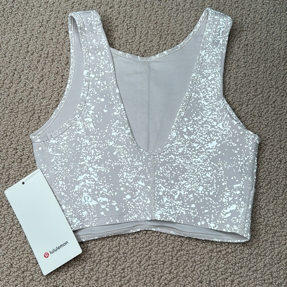 BNWT Lululemon Energetic Edge Cropped Tank light pink Enlite bra tank size 4 - Picture 3 of 4